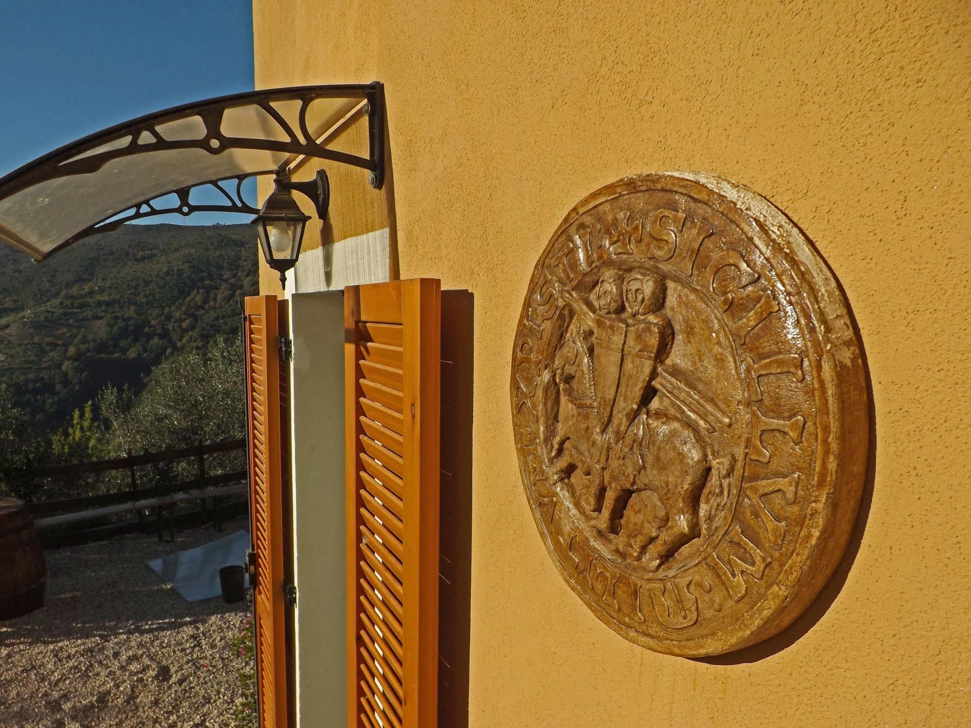 Agriturismo Monaci Templari سيبورجا المظهر الخارجي الصورة